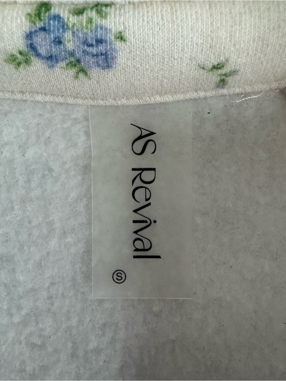 AS Revival / Altar’d State Classic Cream Floral Snap-Front Women's Sweater - Picture 2 of 3